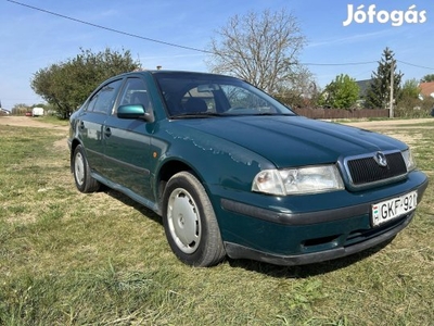 Skoda Octavia 1.6 GLX