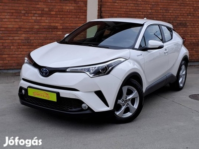 Toyota C-HR 1.8 Hybrid Comfort e-CVT Távtartó-S...