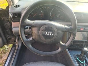 AUDI A4 1.6