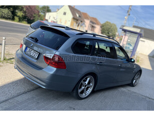 BMW 3-AS SOROZAT 320d Touring (Automata)