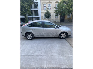 FORD FOCUS 1.6 Ambiente