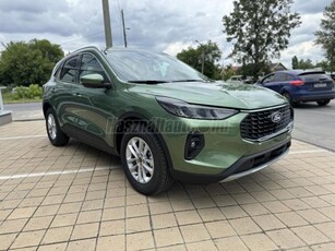 FORD KUGA 2.5 FHEV Titanium AWD CVT FACELIFT-ES KUGA. GYÖNYÖRŰ SZÍNBEN. KÉSZLETRŐL AZONNAL ELVIHETŐ