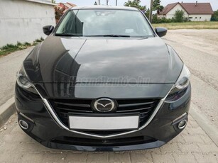 MAZDA 3 Sport 2.2 D Revolution