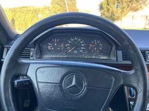 MERCEDES-BENZ W 124 300 D