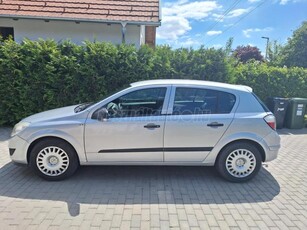 OPEL ASTRA H 1.4 Cosmo