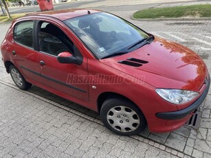 PEUGEOT 206 1.4 TRENDY