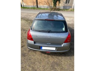 SUZUKI SWIFT 1.3 GLX CD AC MZ