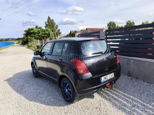 SUZUKI SWIFT 1.3 GLX CD Vonóhorog! Szép állapot! Végig magyarországi! Csere-beszámítás!