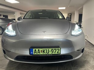 TESLA MODEL Y Long Range AWD (Automata) QuickSilver - Extra HomeLink & Tesla Gen 3 töltő