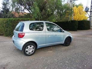 TOYOTA YARIS 1.3 Blue