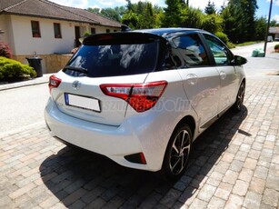 TOYOTA YARIS 1.5 Dual VVT-iE Selection Smart White MAGYARORSZÁGI VEZETETT SZERVIZKÖNYVES! -1.TULAJDONOS!-ÜLÉSFŰTÉS-GYÁRI FÉNYEZÉS!