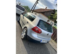 VOLKSWAGEN GOLF V 1.9 PD TDI Comfortline