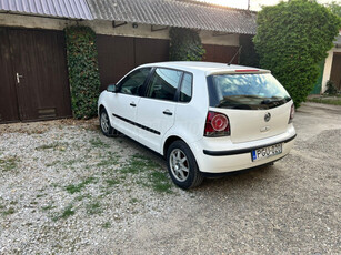 VOLKSWAGEN POLO IV 1.2 65 12V