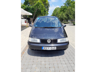 VOLKSWAGEN SHARAN 1.9 TDI GL