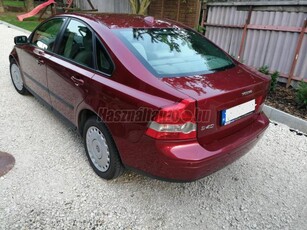 VOLVO S40 2.0 D Kinetic