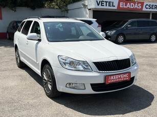 SKODA OCTAVIA Combi 4x4 2.0 CR TDI Elegance DPF DSG Canton hifi Tempomat Ülésfűtés Bluetooth PDC horog