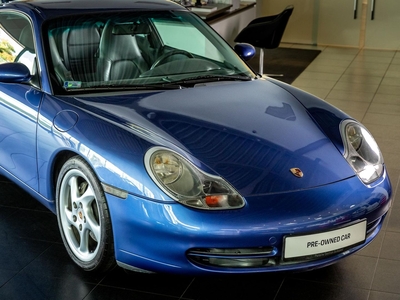 Porsche 911 CARRERA 4 Coupe