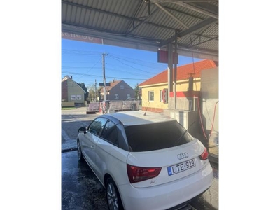 AUDI A1 1.6 TDI DPF Ambition