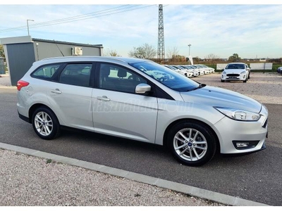 FORD FOCUS 1.5 TDCI SW 4személyes TGK(N1) Navi PDC Tempomat 5%THM 12hó garancia