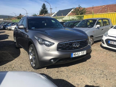 INFINITI FX30d 3.0 V6 S Premium (Automata)