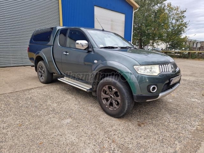 MITSUBISHI L 200 Pick Up 2.5 D CC Invite 178LE vontatás