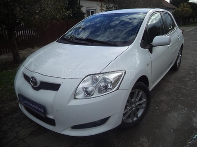 TOYOTA AURIS 1.33 Luna Plus 2009 Optimis