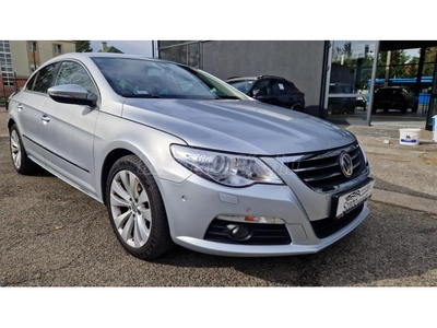 VOLKSWAGEN PASSAT CC 2.0 CR TDI DSG Mo-i. 2. tulaj. vezetett szervizkönyv!