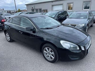 VOLVO S60 2.0 D [D3] Momentum XENON.NAVI.ÜLÉSFŰTÉS.PDC.TEMPOMAT.DIGTKLÍMA.ALU