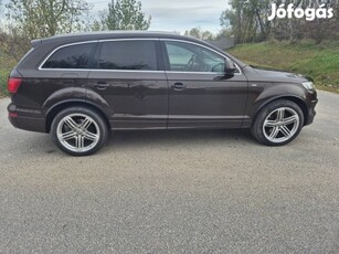 Audi Q7 S-Line