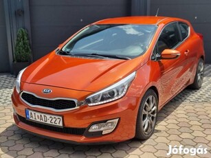 KIA Pro CEE'D 1.6 CRDI EX Két Gyári Kulcs. CSAL...