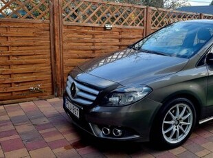 Mercedes-Benz B 180 CDI Frissen szervizelt. tol...