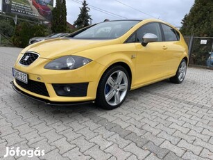 SEAT Leon 2.0 TFSI FR DSG / Tempomat / 18coll /...