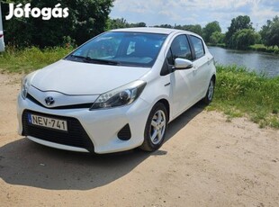 Toyota yaris 1.5 HSD eco (Automata, hybrid)