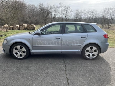 AUDI A3 1.4 TFSI Attraction S-Line