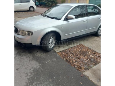 AUDI A4 2.0