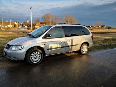 CHRYSLER GRAND VOYAGER 2.5 CRD Limited (7 személyes )