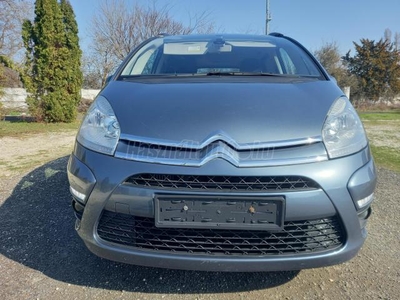 CITROEN GRAND C4 PICASSO C4Picasso 1.6 HDi Sélection 2 FAP (7 személyes ) Vezetett szervizkönyv !!! 7 személyes !!! 6 sebességes kézi váltó !!!