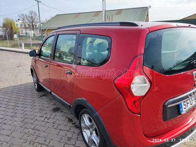 DACIA LODGY 1.5 Blue dCi Stepway (7 személyes )