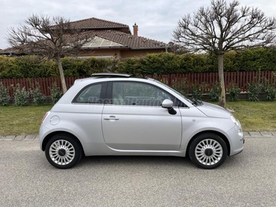 FIAT 500 1.4 16V Sport Dualogic AUTOMATA VÁLTÓ. NAPFÉNYTETŐ. VEZETETT SZERVIZKÖNYV