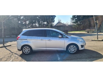 FORD C-MAX Grand2.0 TDCi Titanium SÉRÜLÉSMENTES VALÓS KM ...TITÁNIUM