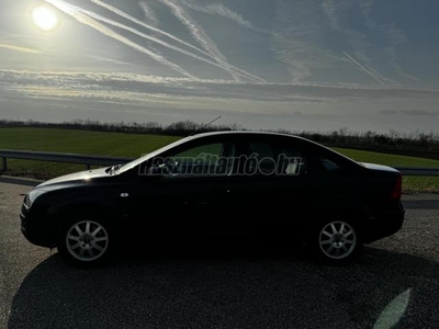 FORD FOCUS 1.4 Trend