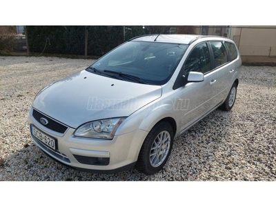 FORD FOCUS 1.6 Collection