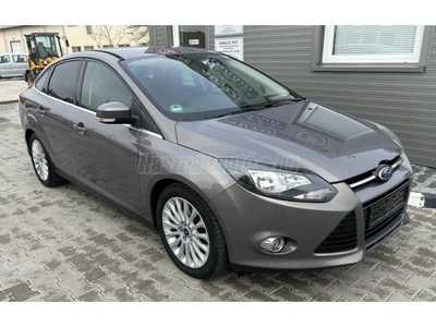 FORD FOCUS 1.6 Ti-VCT Titanium 2kulcs. sz.könyv. bőr. v.horog. friss műszaki. állapotlap