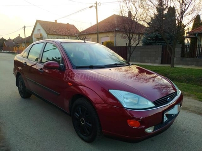 FORD FOCUS 1.8 Ghia