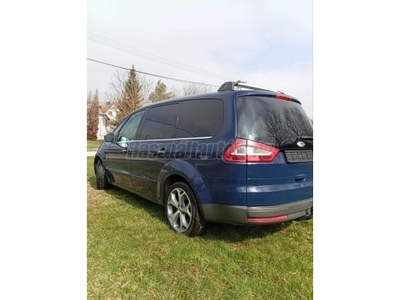 FORD GALAXY 2.2 TDCi Ghia DPF [7 személy]