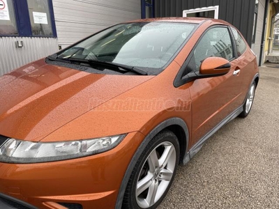 HONDA CIVIC 1.8 Type-S Becsületesnepper