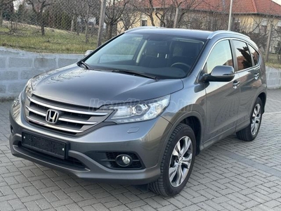 HONDA CR-V 2.2 i-DTEC Lifestyle 146E KM-XENON-KAMERA-RADAR-SZERVIZKÖNYV-1 TULAJ