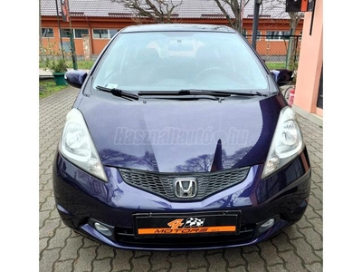 HONDA JAZZ 1.4 Elegance SZERVIZKÖNYV. DIGITKLÍMA !!