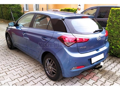 HYUNDAI I20 1.25i HP Life AC Vezetett szervizkönyv+Alufelni+ Sávkövető+Tempomat+Radar+Bluetooth+Vonóhorog