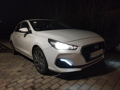 HYUNDAI I30 1.4 T-GDi GO! Plus Fastback